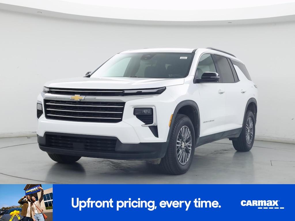 used 2025 Chevrolet Traverse car, priced at $37,998