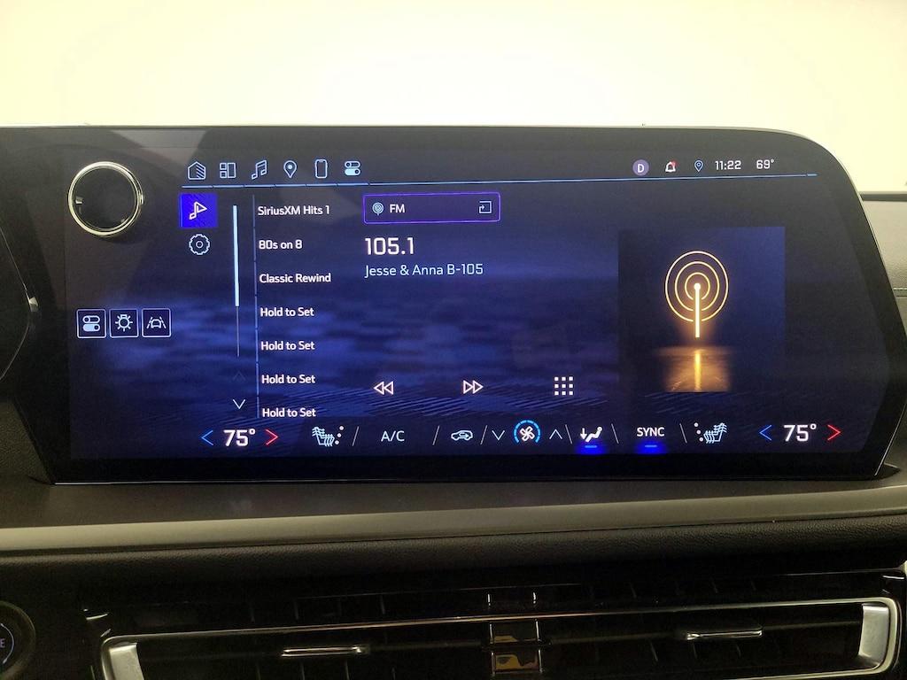 used 2025 Chevrolet Traverse car, priced at $38,998