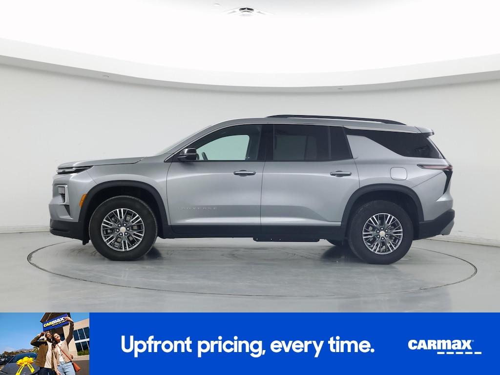 used 2025 Chevrolet Traverse car, priced at $38,998