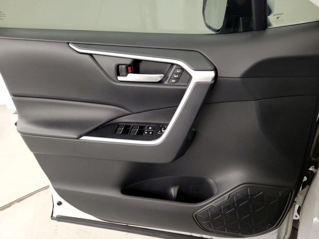 used 2019 Toyota RAV4 car, priced at $26,998