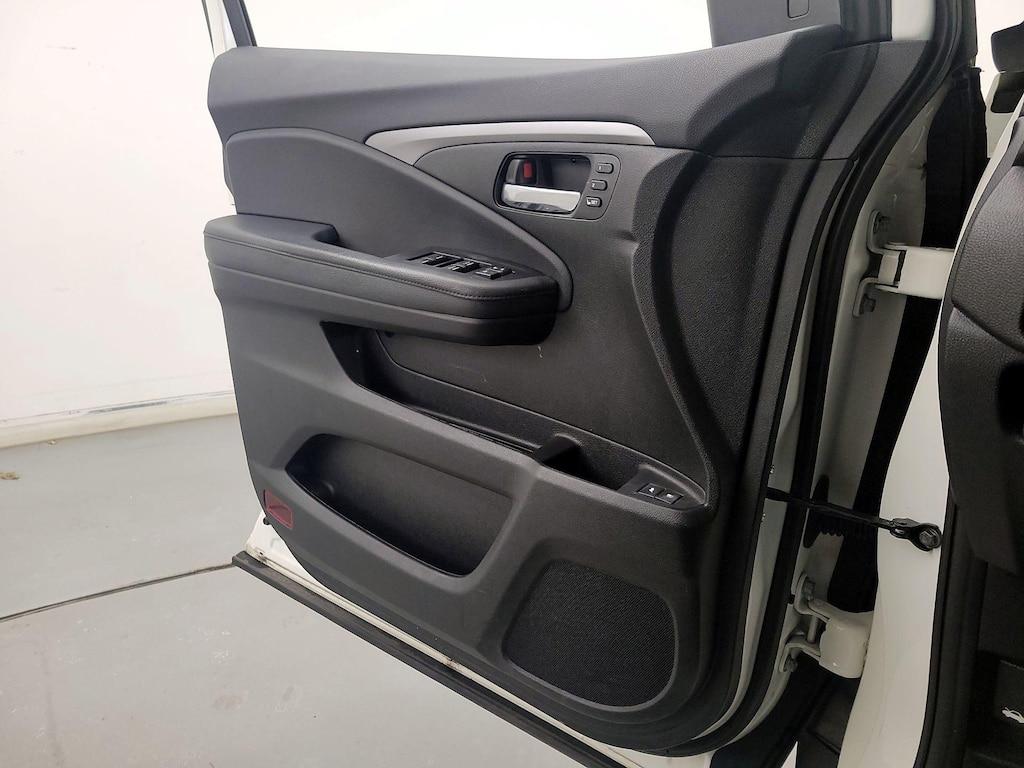 used 2019 Honda Pilot car, priced at $25,998