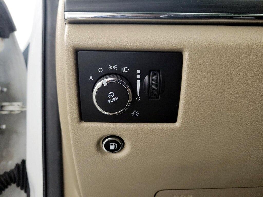 used 2021 Jeep Grand Cherokee car, priced at $29,998