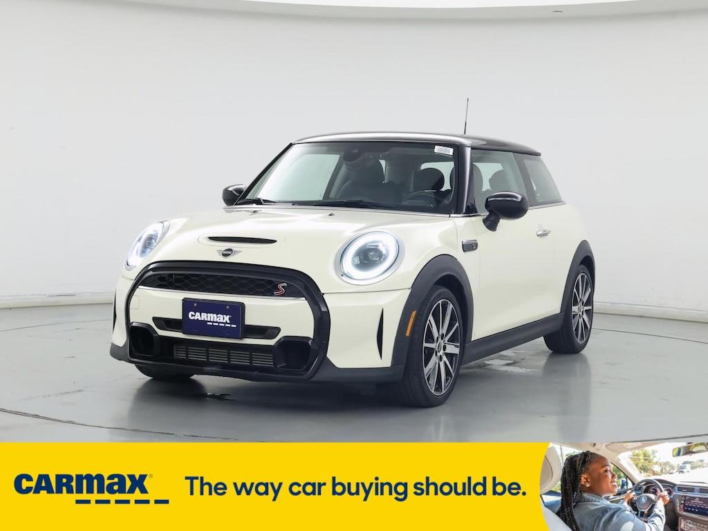 used 2023 MINI Hardtop car, priced at $27,998