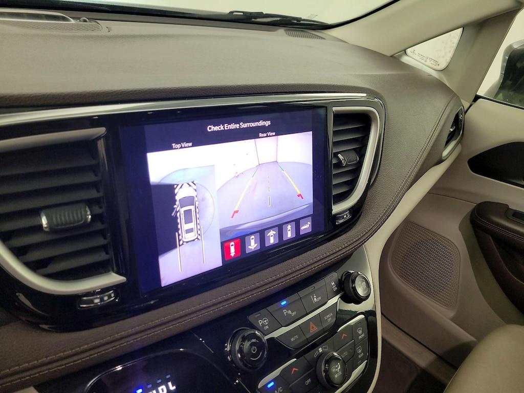 used 2021 Chrysler Pacifica Hybrid car, priced at $26,998