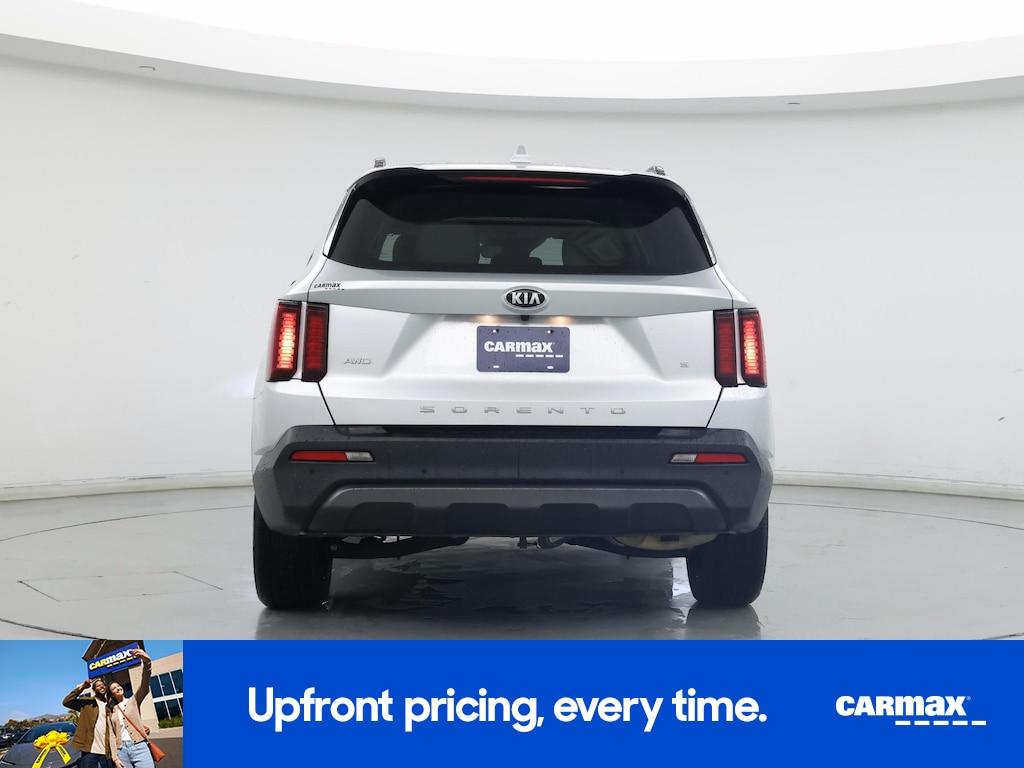 used 2021 Kia Sorento car, priced at $22,998