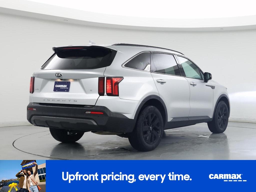 used 2021 Kia Sorento car, priced at $22,998
