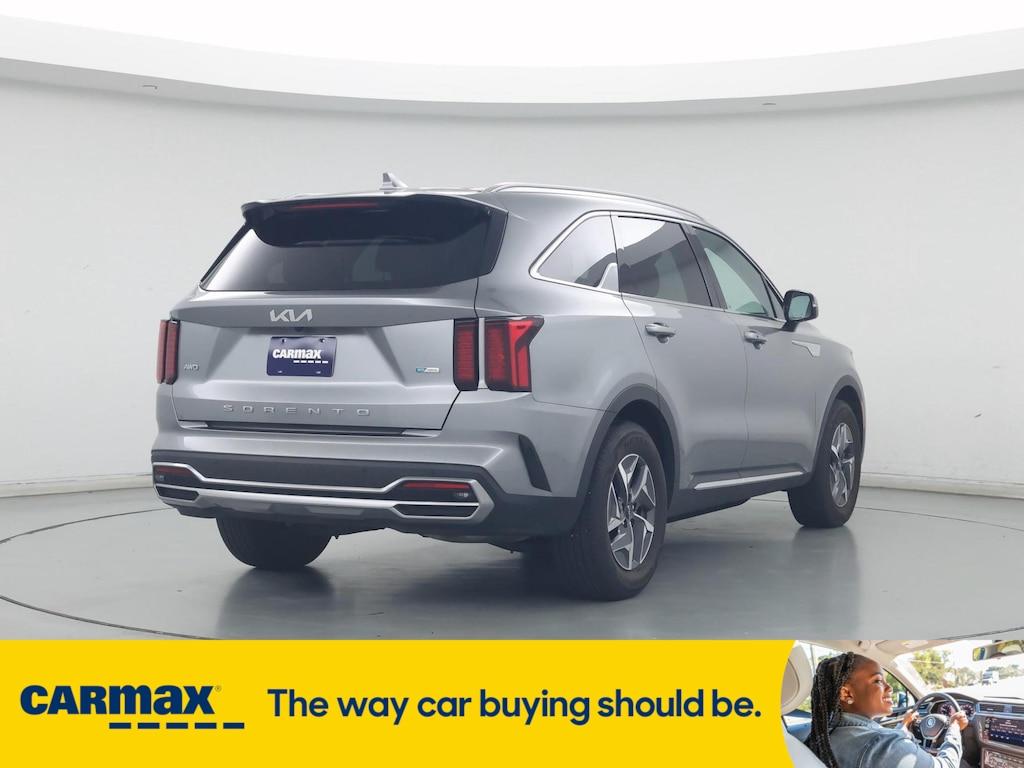 used 2022 Kia Sorento Hybrid car, priced at $32,998