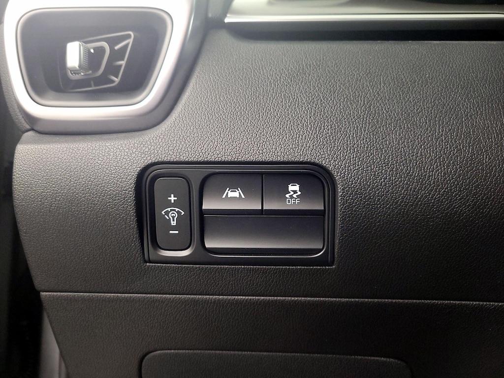 used 2022 Kia Sorento Hybrid car, priced at $32,998