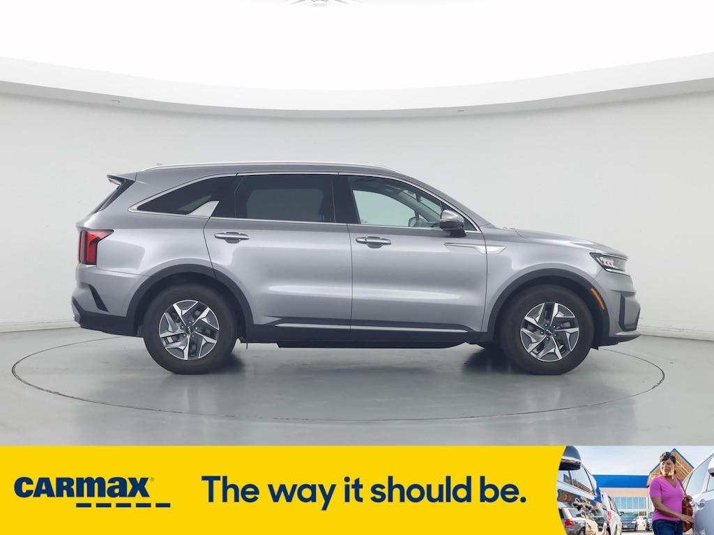used 2022 Kia Sorento Hybrid car, priced at $32,998
