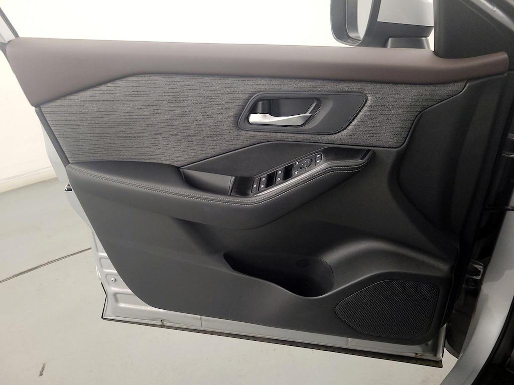 used 2023 Nissan Rogue car, priced at $26,998