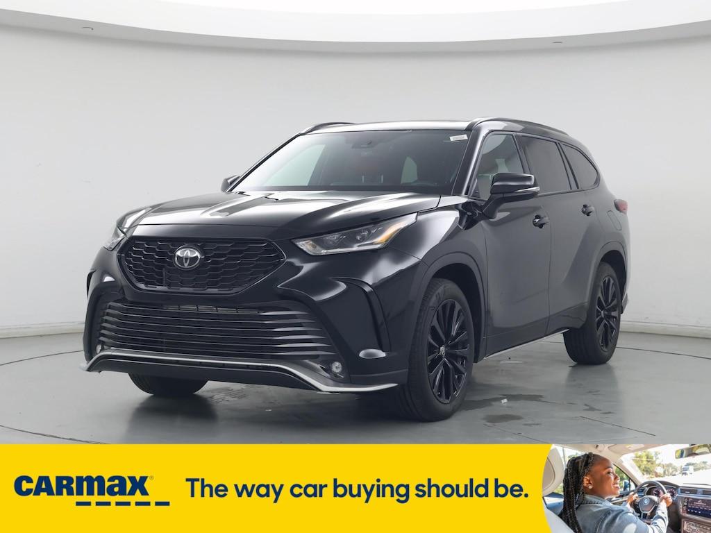 used 2023 Toyota Highlander car, priced at $45,998