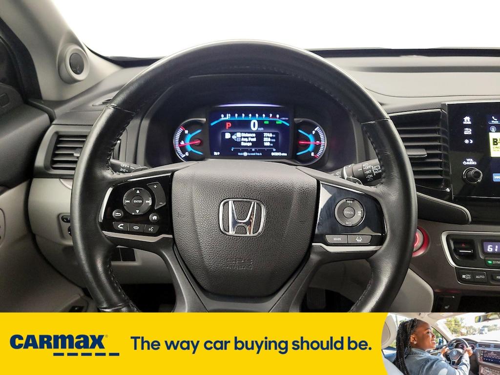 used 2022 Honda Pilot car, priced at $32,998