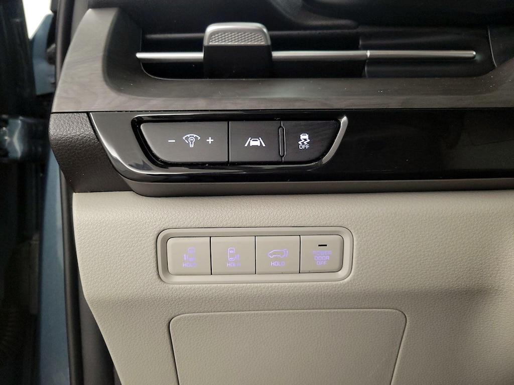 used 2023 Kia Carnival car, priced at $36,998