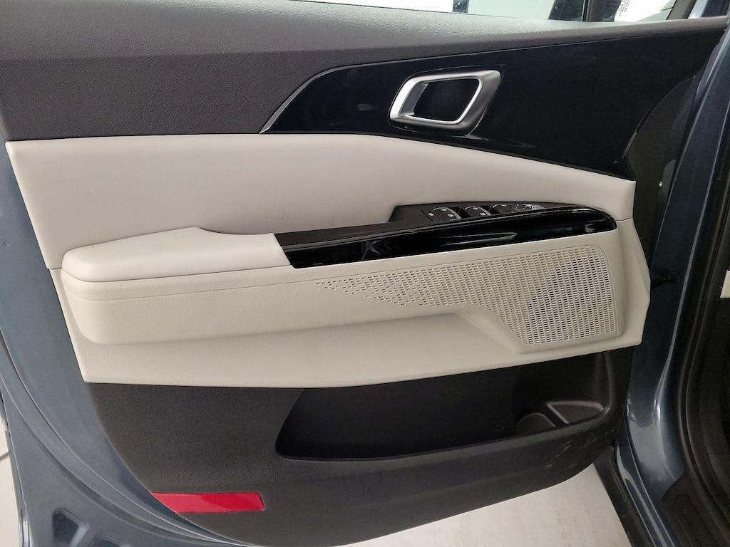 used 2023 Kia Carnival car, priced at $36,998