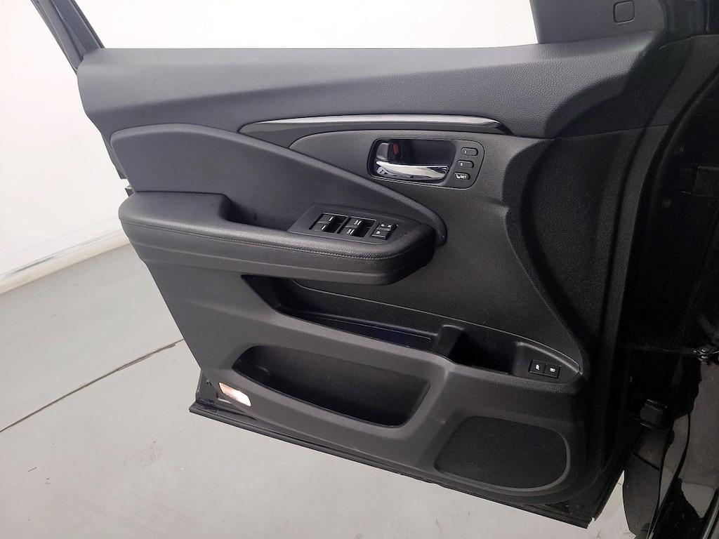 used 2020 Honda Pilot car, priced at $32,998