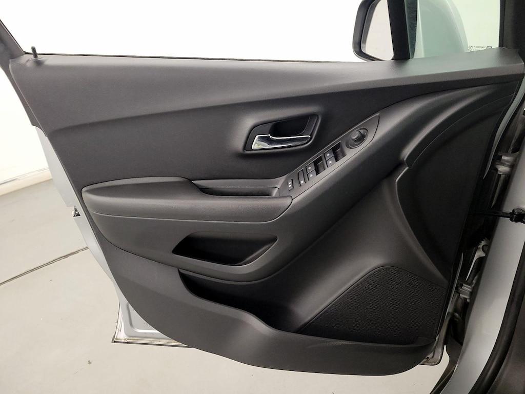 used 2020 Chevrolet Trax car, priced at $18,998