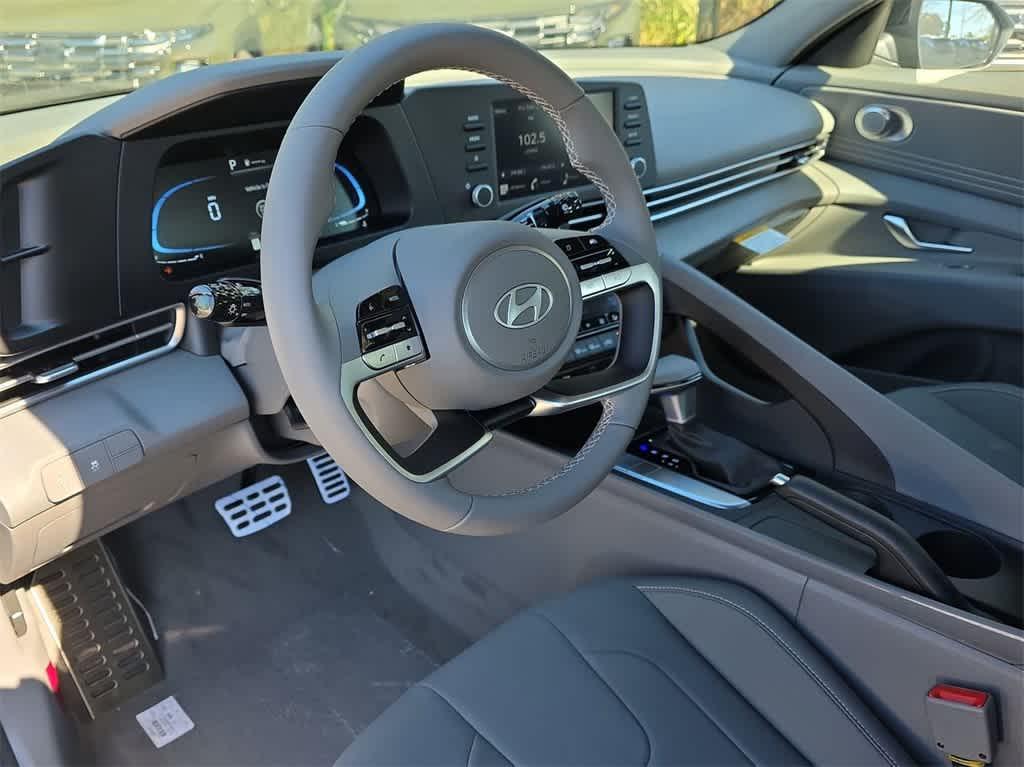 new 2025 Hyundai Elantra car, priced at $21,841