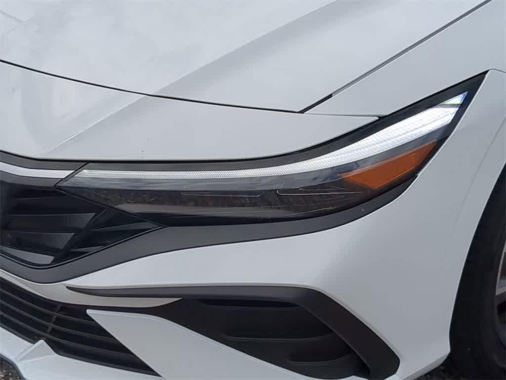 new 2025 Hyundai Elantra car, priced at $21,841