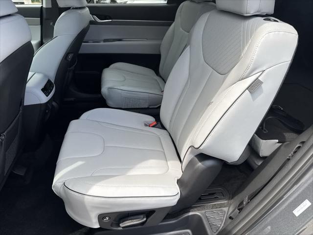 new 2025 Hyundai Palisade car, priced at $40,067