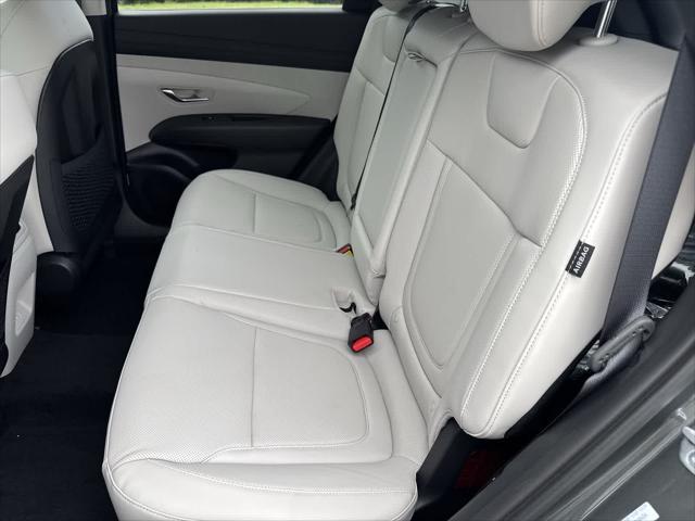 new 2025 Hyundai TUCSON Hybrid car, priced at $37,557