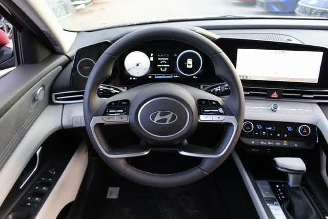 new 2025 Hyundai Elantra car, priced at $27,354