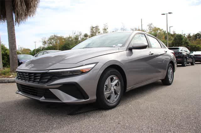 new 2025 Hyundai Elantra car, priced at $23,080