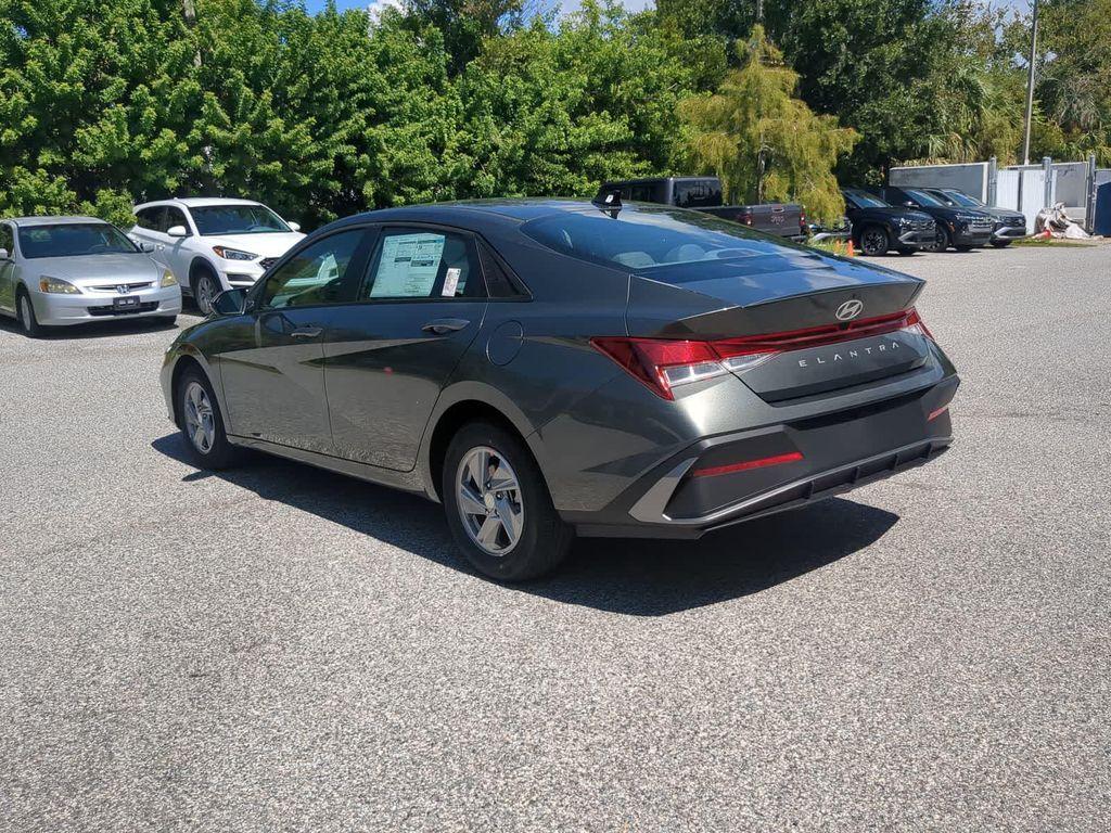 new 2025 Hyundai Elantra car, priced at $20,526