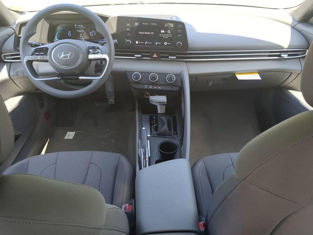 new 2025 Hyundai Elantra car, priced at $20,526