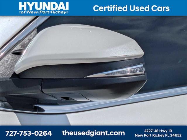 used 2016 Toyota Highlander car, priced at $13,880