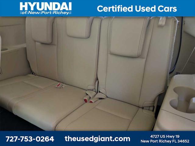 used 2016 Toyota Highlander car, priced at $13,880