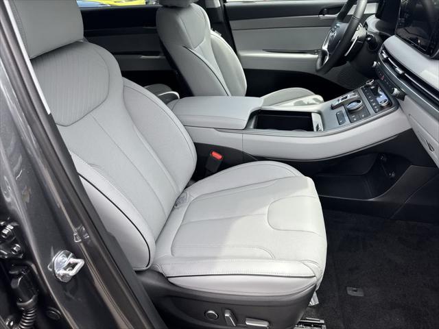 new 2025 Hyundai Palisade car, priced at $40,067