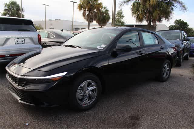 new 2025 Hyundai Elantra car, priced at $23,060