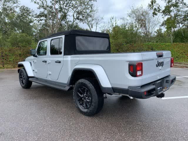 used 2023 Jeep Gladiator car, priced at $34,421