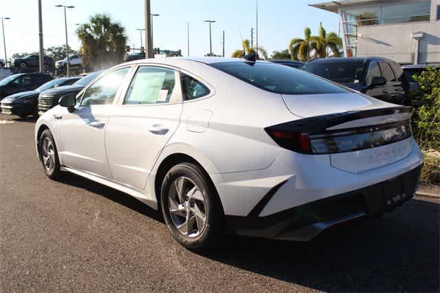 new 2025 Hyundai Sonata car, priced at $27,705