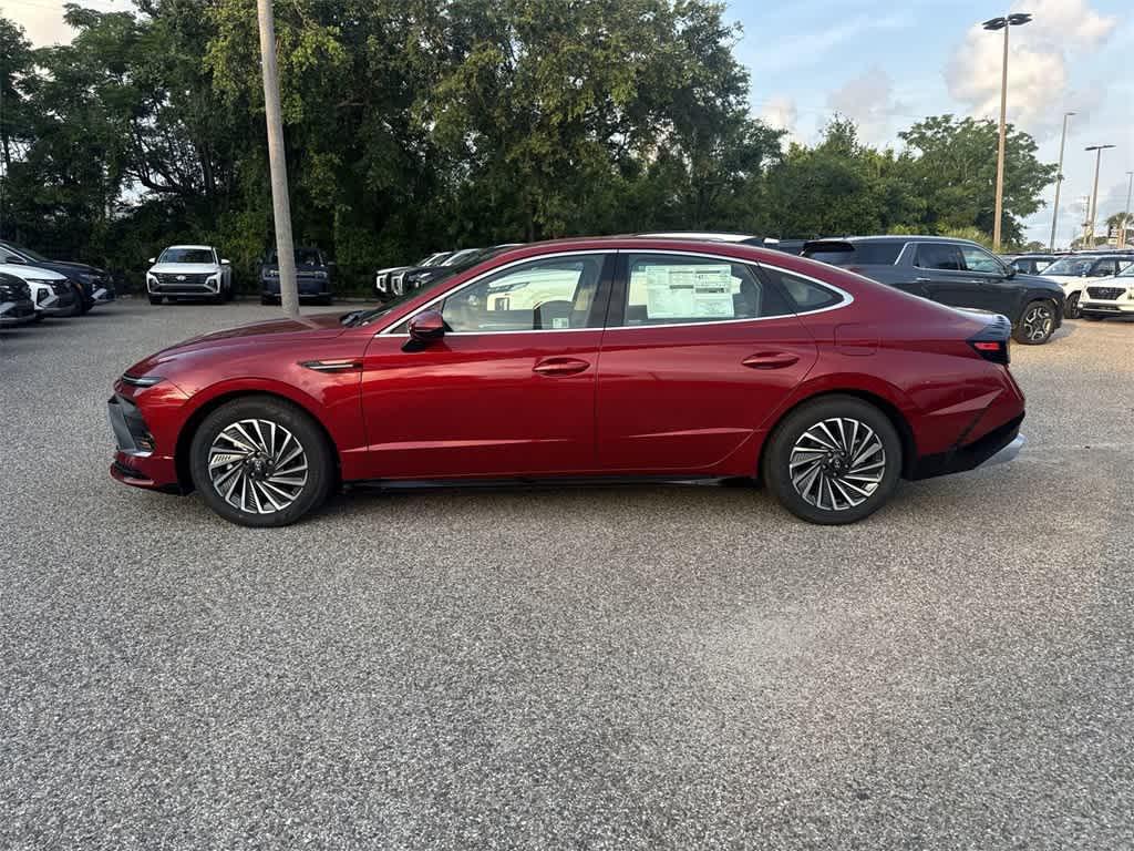 new 2025 Hyundai Sonata Hybrid car, priced at $29,727