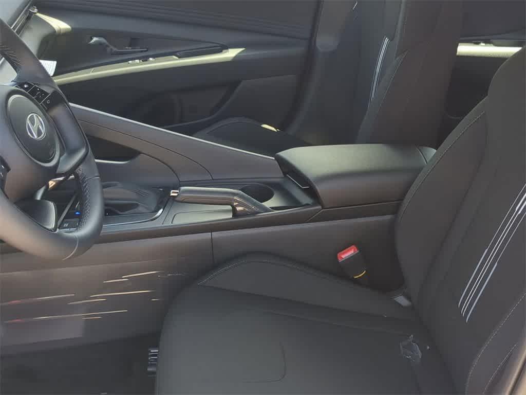 new 2025 Hyundai Elantra car, priced at $21,895