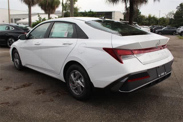 new 2025 Hyundai Elantra car, priced at $23,532