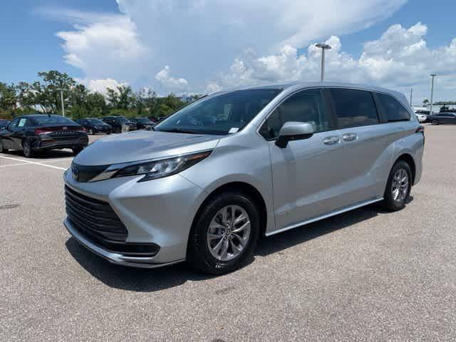 used 2021 Toyota Sienna car, priced at $29,900