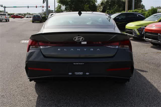 new 2025 Hyundai Elantra car, priced at $23,956