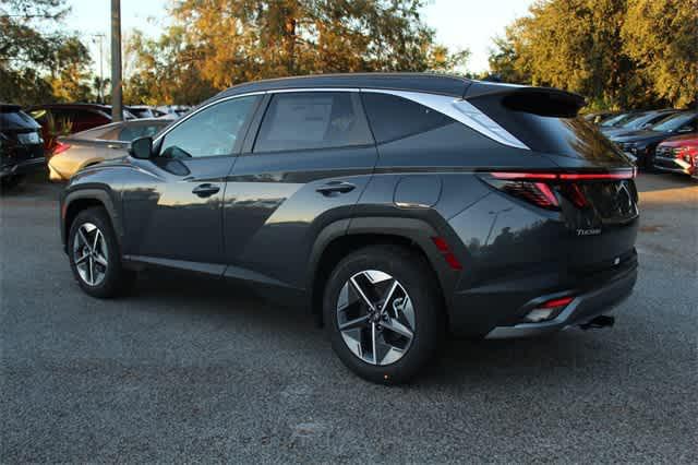 new 2025 Hyundai Tucson car, priced at $33,990