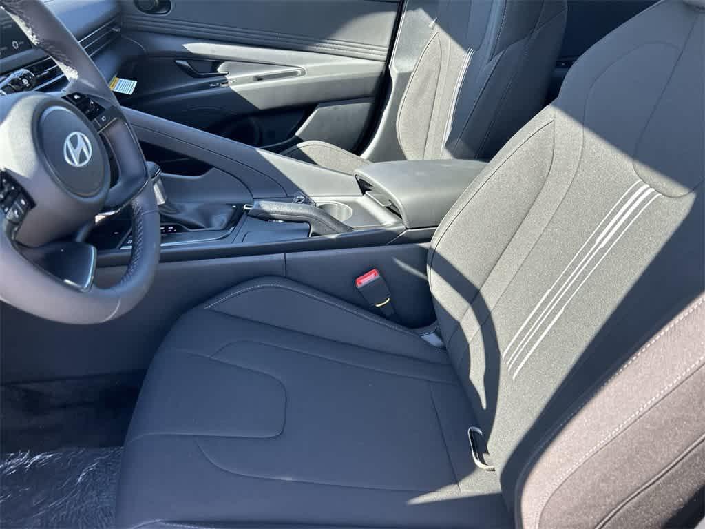 new 2025 Hyundai Elantra car, priced at $21,248