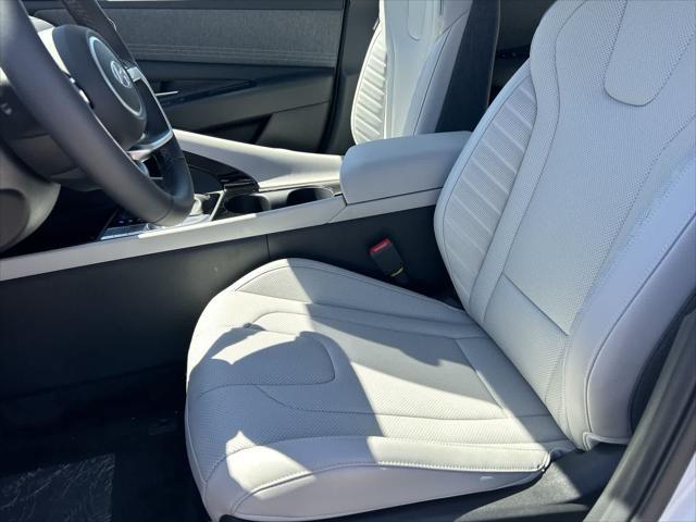 new 2025 Hyundai Elantra car, priced at $28,103