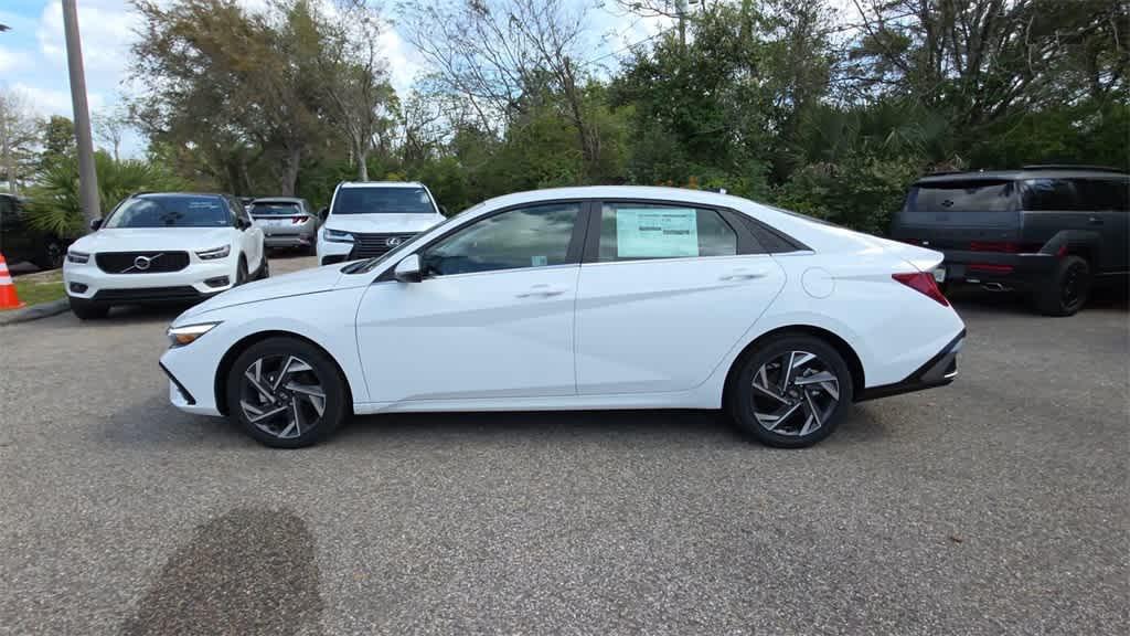new 2025 Hyundai Elantra car, priced at $26,029
