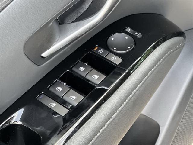 new 2025 Hyundai TUCSON Hybrid car, priced at $42,317