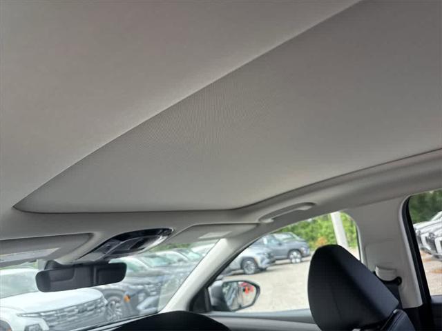 new 2025 Hyundai TUCSON Hybrid car, priced at $42,317