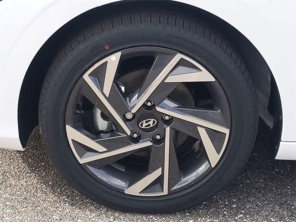 new 2025 Hyundai ELANTRA HEV car, priced at $26,009