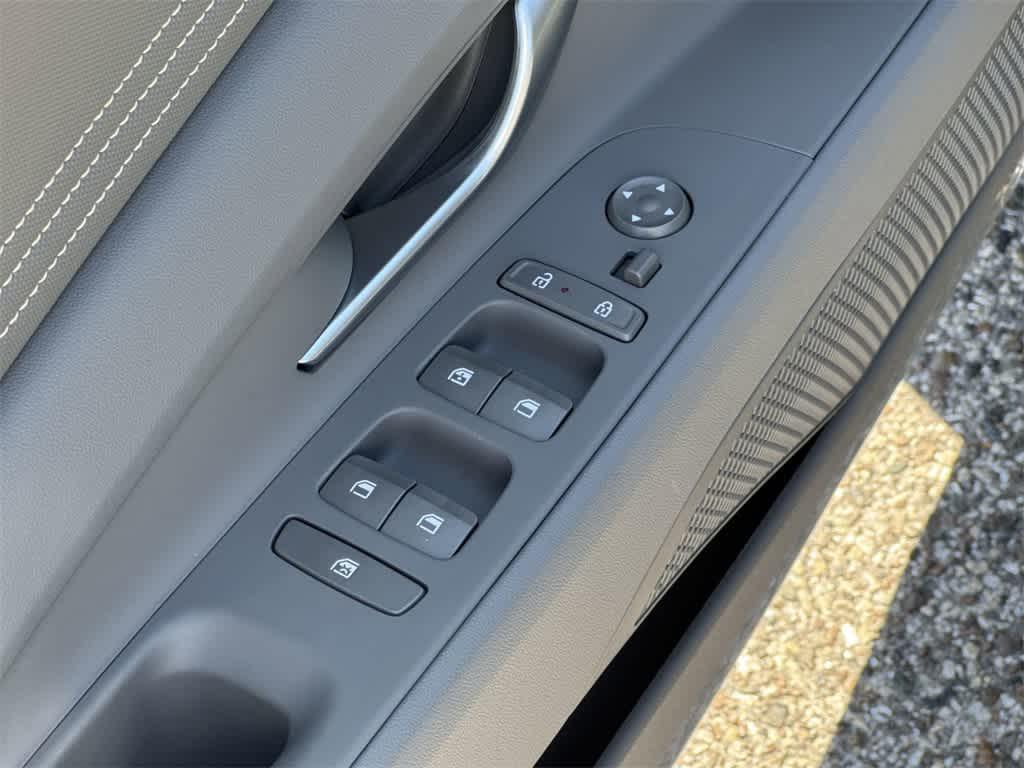 new 2025 Hyundai ELANTRA HEV car, priced at $26,009