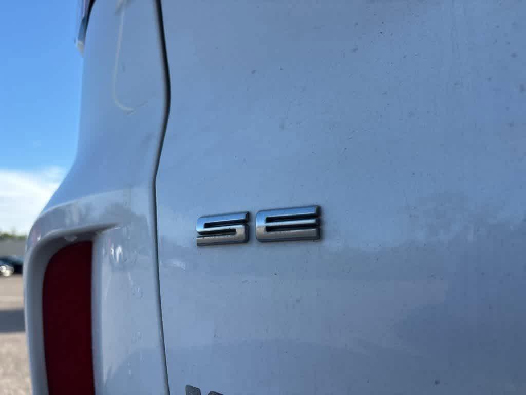 used 2022 Ford Escape car, priced at $11,998