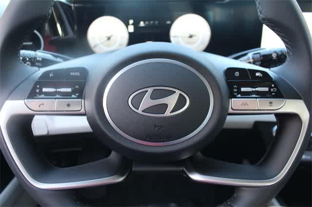 new 2024 Hyundai Elantra car, priced at $27,876
