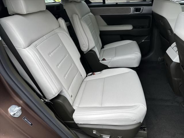 new 2025 Hyundai Santa Fe car, priced at $47,277